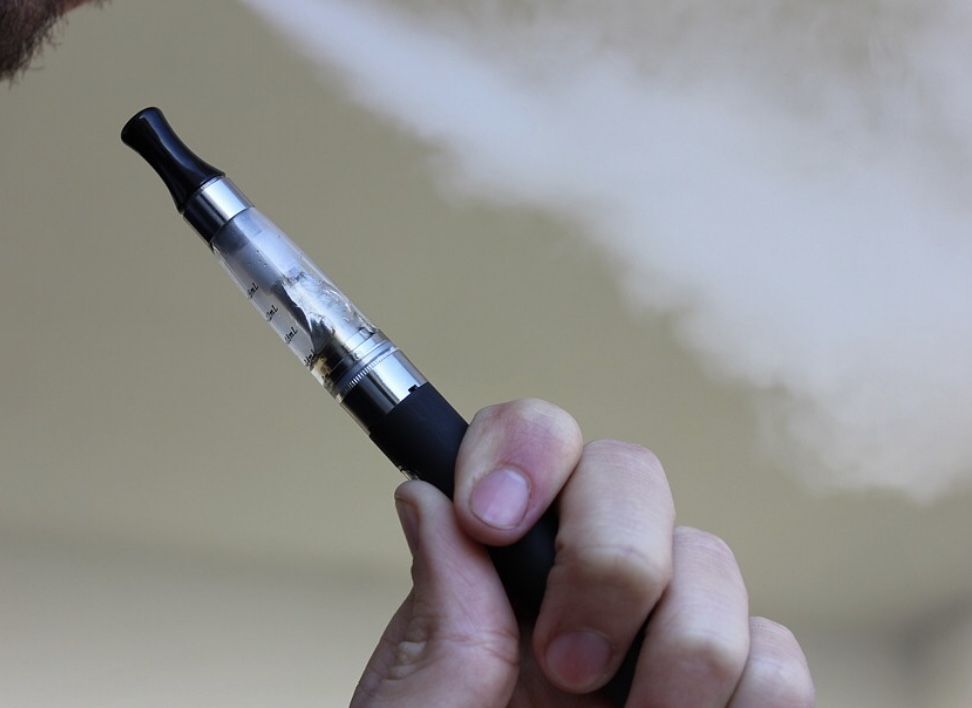 FDA investigating 127 cases of seizures and 120 cases of Lung disease associated with ‘Vaping’
