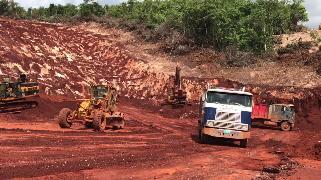 Falling Price of Bauxite Has Jamaican Government Concerned
