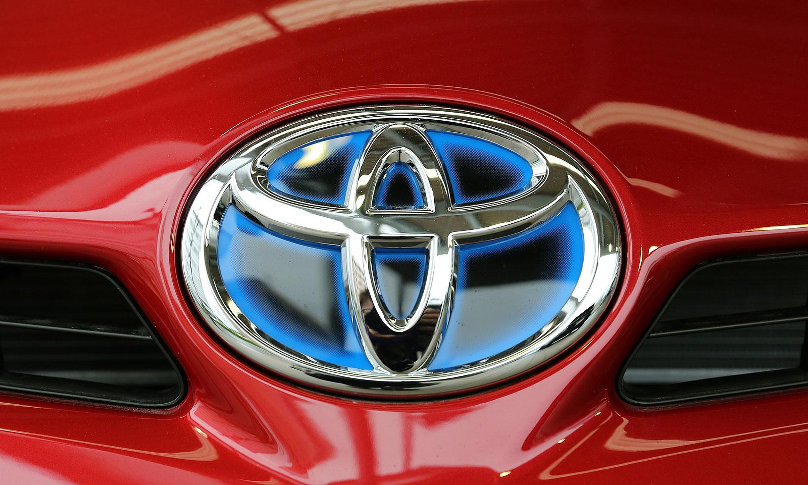 Toyota to Boost Stake in Subaru