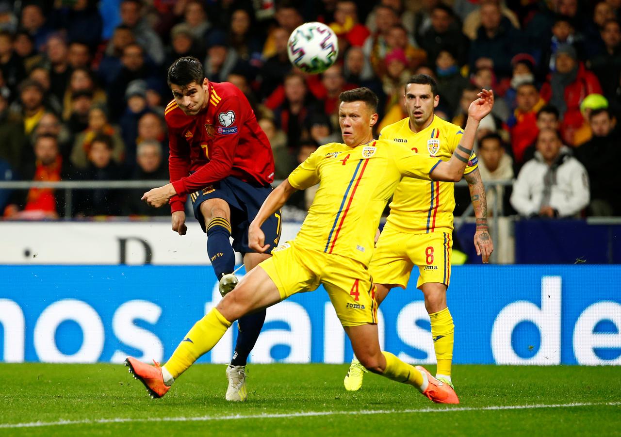Spain Put on Five-Star Finish By Thrashing Ragged Romania