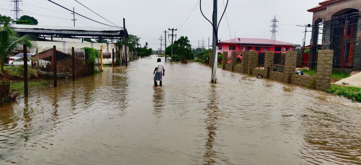 Flood waters trap Penal families in their homes