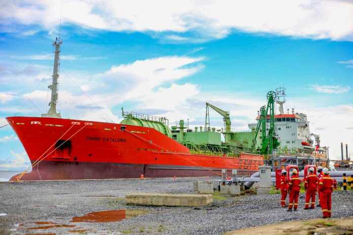 Caribbean Gas Chemical loads first cargo of methanol for export