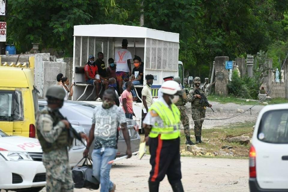 Several persons detained for breaching curfew in Jamaica