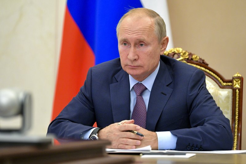 Putin Orders Russian Officials to Start large-Scale Covid-19 Vaccination Campaign