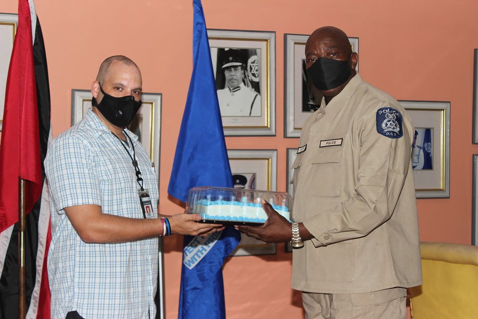 20 cakes donated to 2 special units of the TTPS