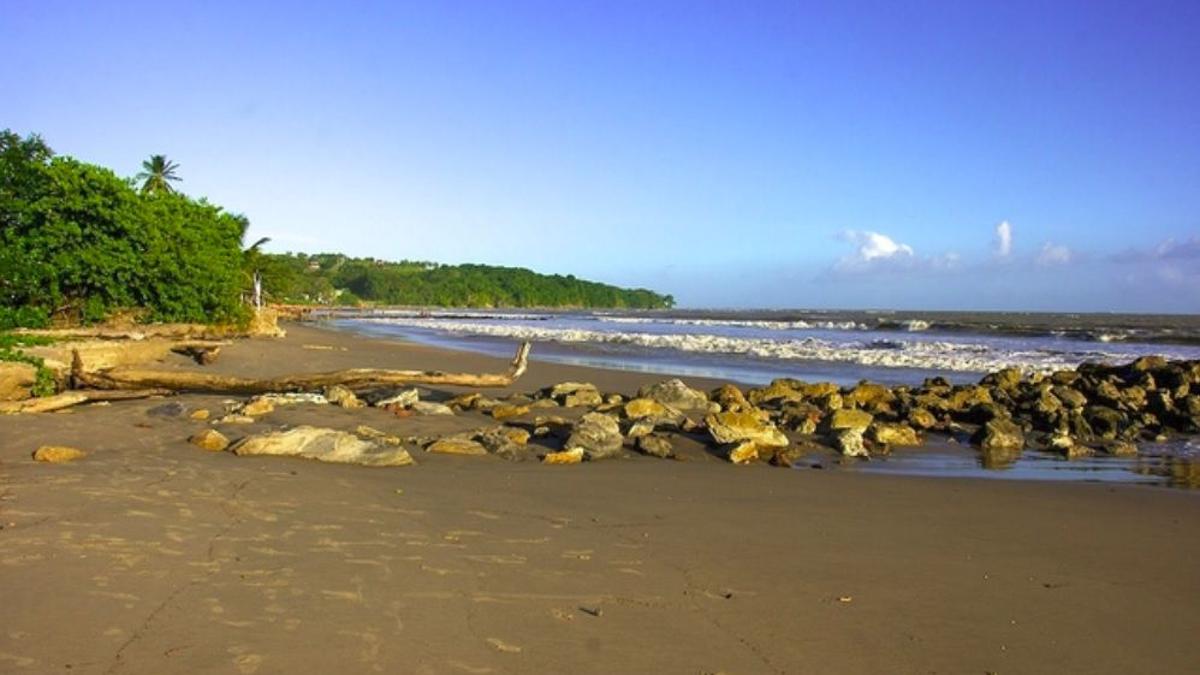31 Venezuelans arrested at Los Iros beach
