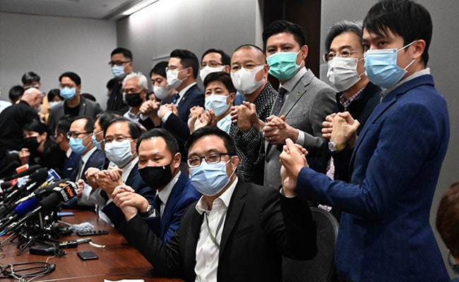Hong Kong’s Pro-Democracy Lawmakers Quit Legislature Over Ouster Of Colleagues