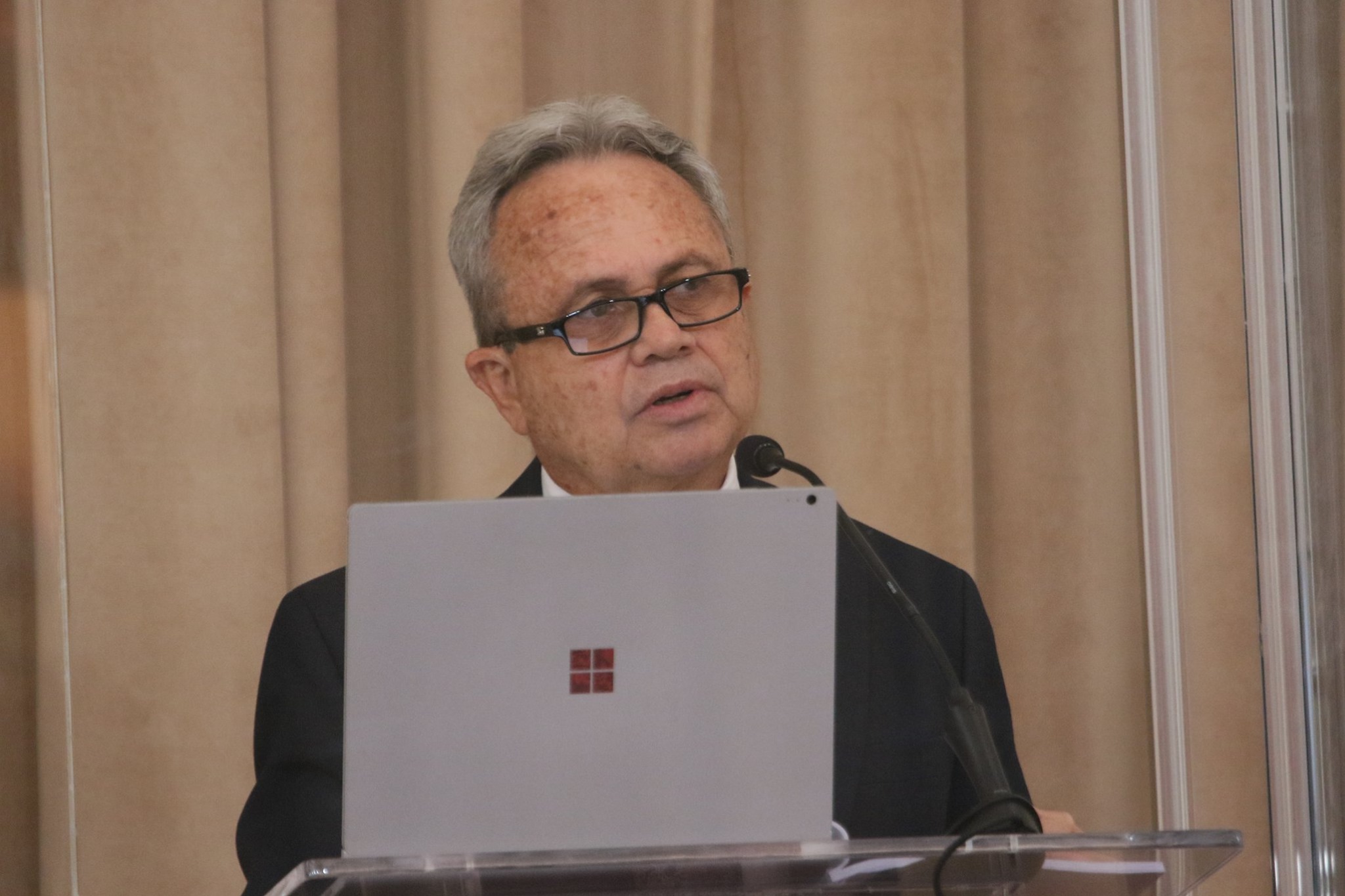Imbert: Government will not hesitate to amend legislation if fuel dealers engage in price gouging