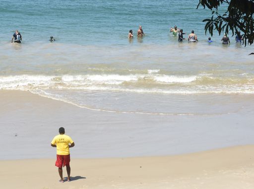 Life Guards are urging sea bathers to comply with the Public Health regulations