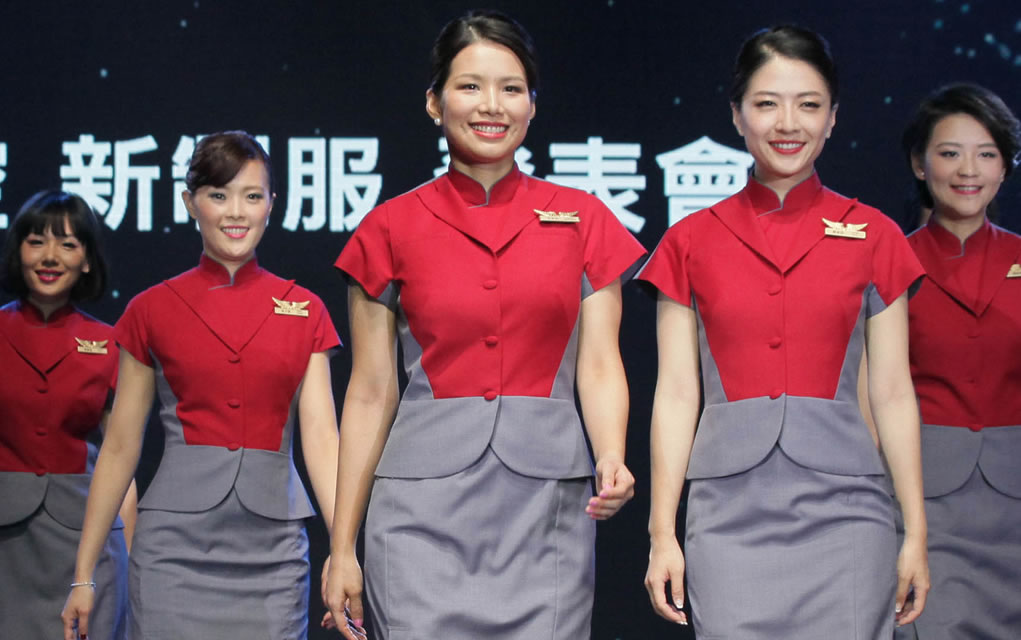 Chinese Flight Attendants Told to Wear ‘DIAPERS’ Amid COVID-19
