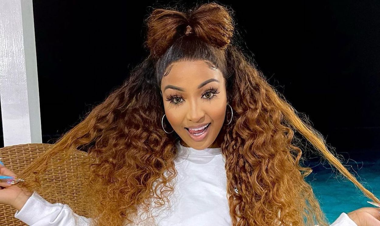 Shenseea revealed her new investment – her boobs!