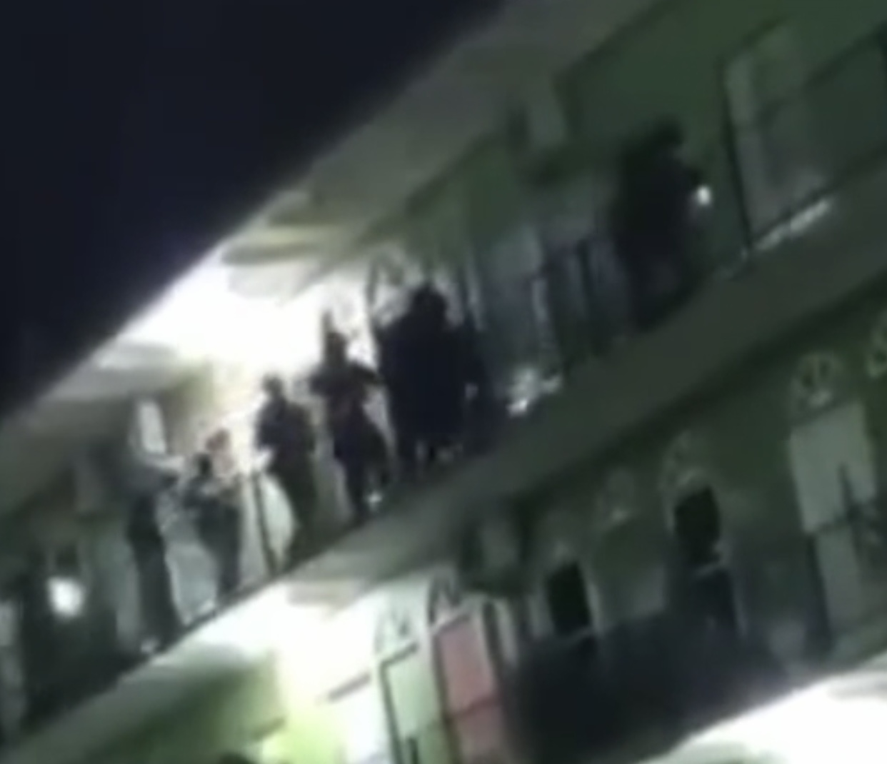 Video of Dramatic police raid in Maloney after Gary sounds warning to gangs
