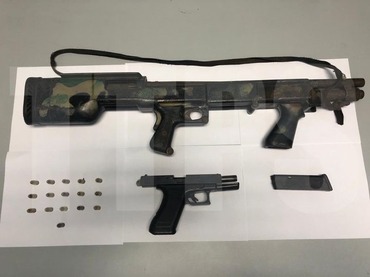 22-year-old arrested, guns and ammo seized