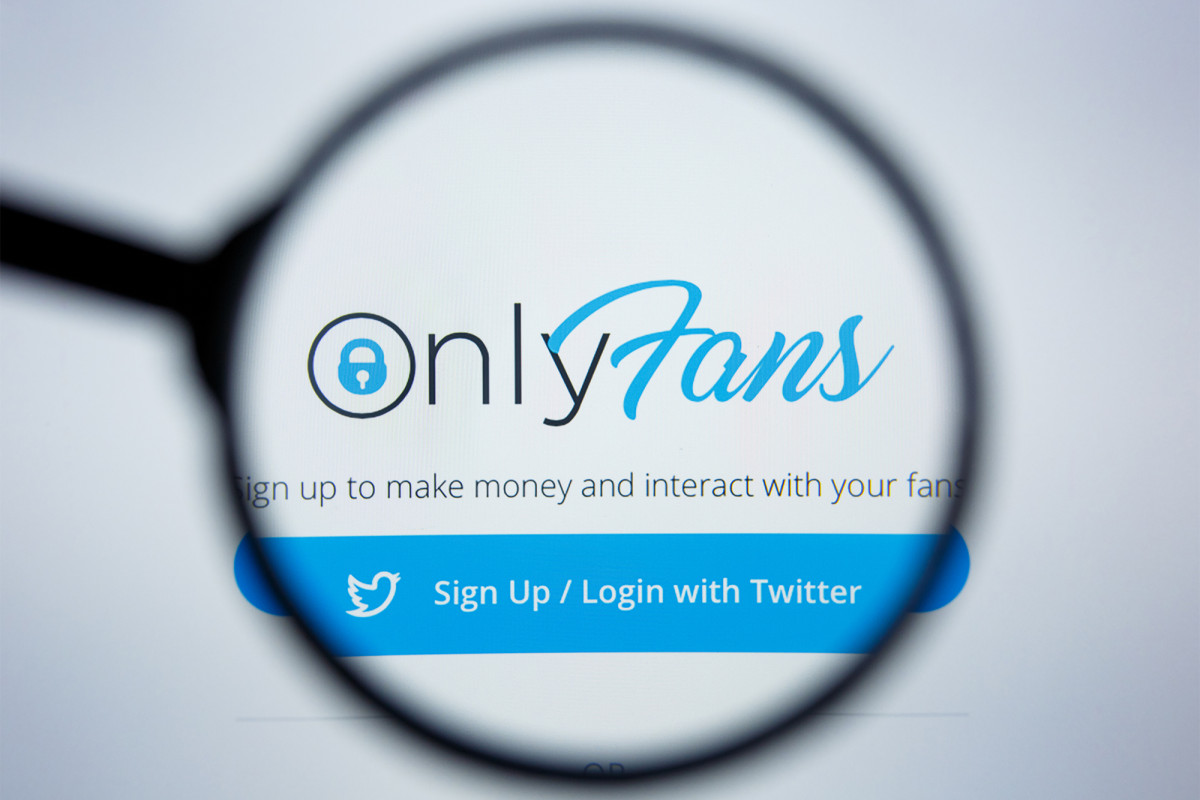 Parent banned from volunteering after her OnlyFans account is revealed