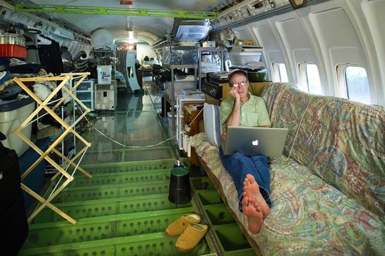 Man Turns Boeing 727 Plane Into His Home
