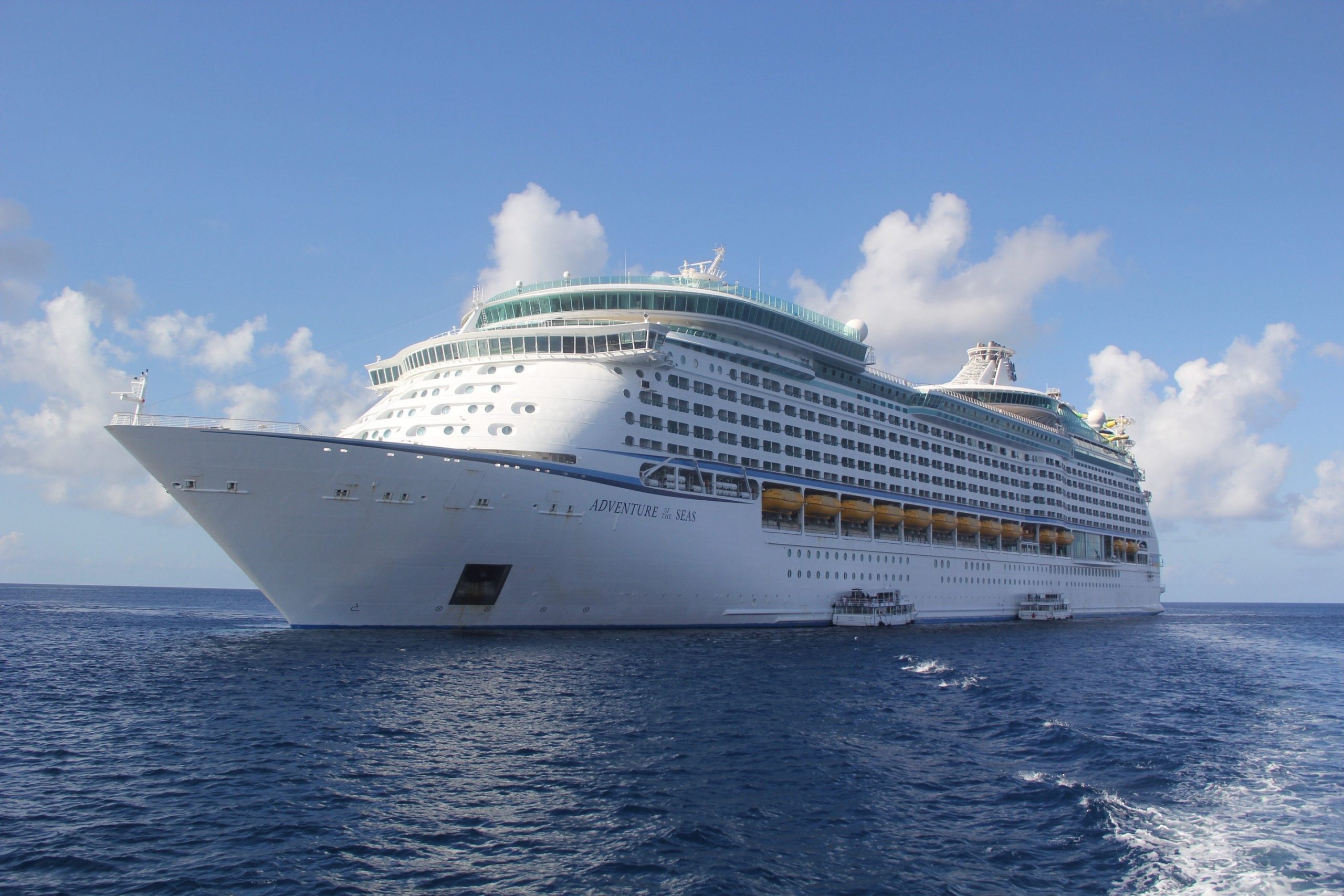 Royal Caribbean to Resume Caribbean Cruises in June for Vaccinated Guests