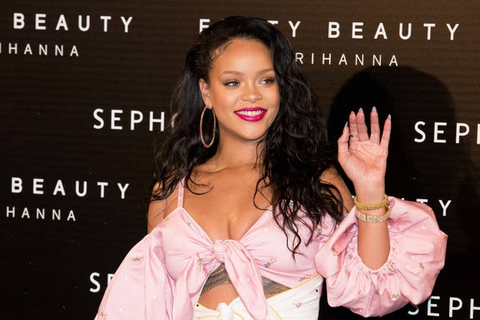 Rihanna to Launch Fenty Hair Soon