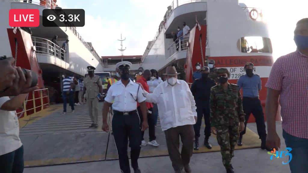 T&T supplies and personnel arrive in St Vincent