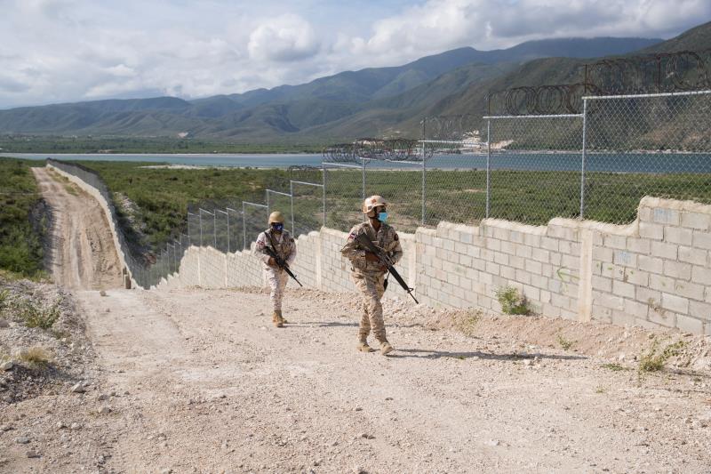 Dominican Republic Builds Wall on Haiti Border