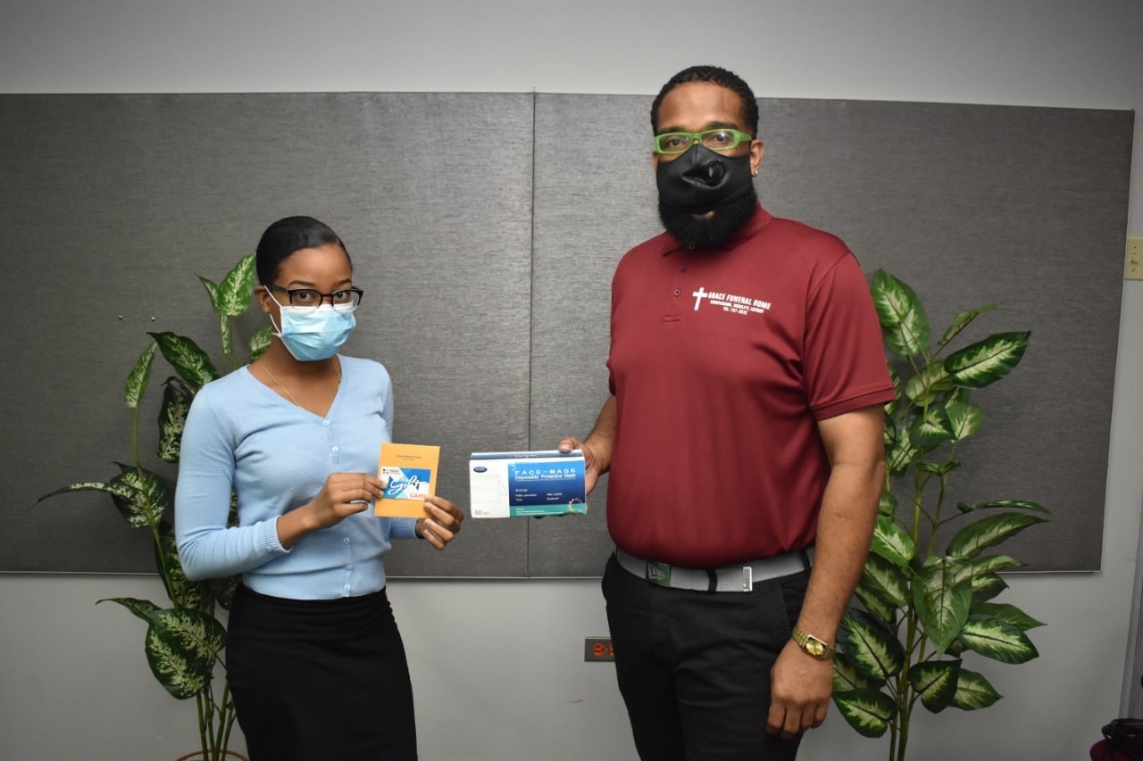 TTPS receive Gift Vouchers and Disposable Masks from ISOS partner