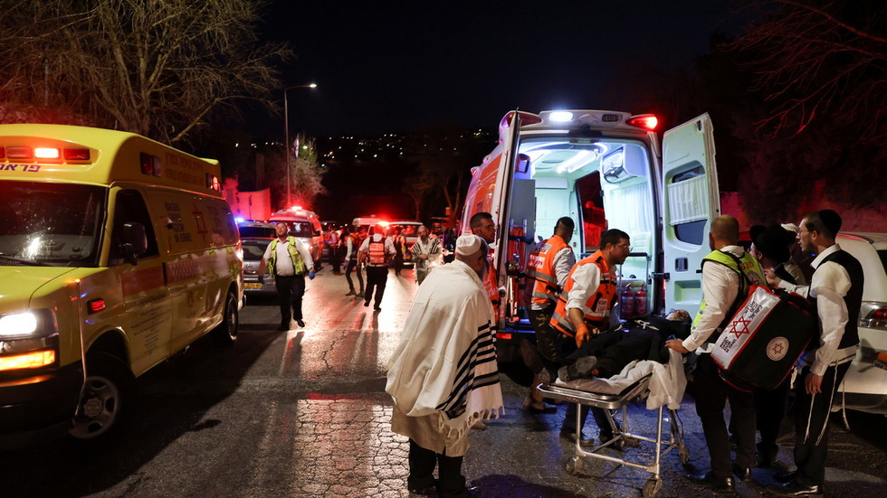 Bleacher Collapse in Jerusalem Leaves 2 Killed, Over 160 Injured