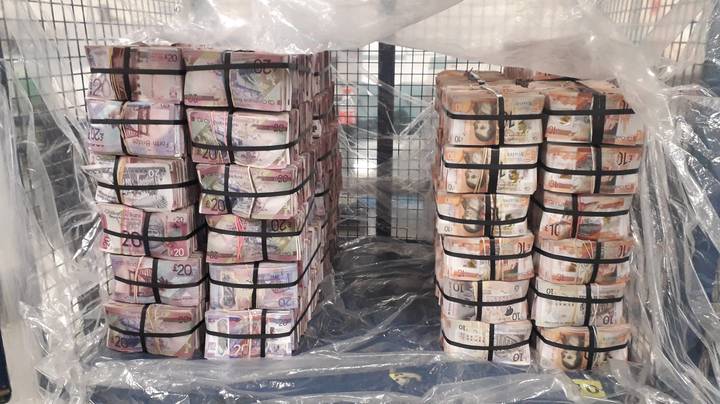 British Police Find £5Million in Gangs London Apartment