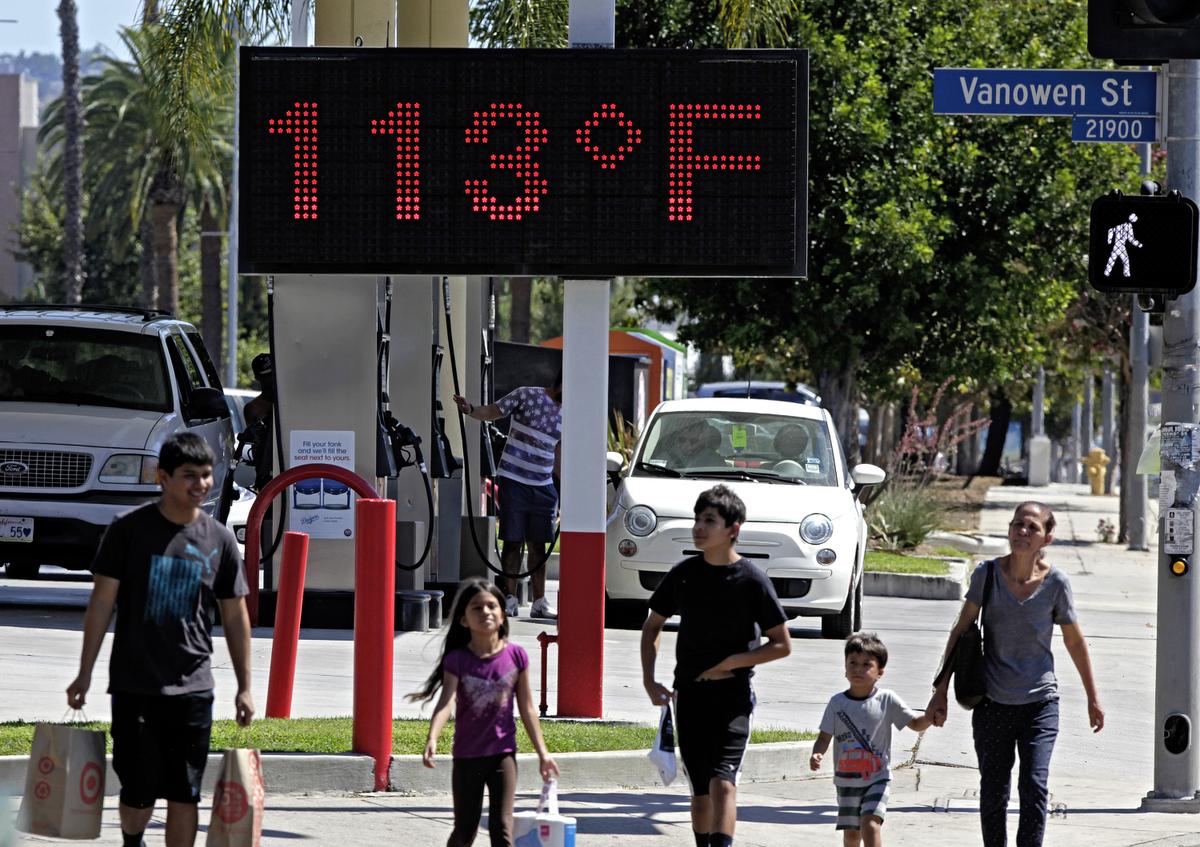 California braces for record high temps; declares State of Emergency