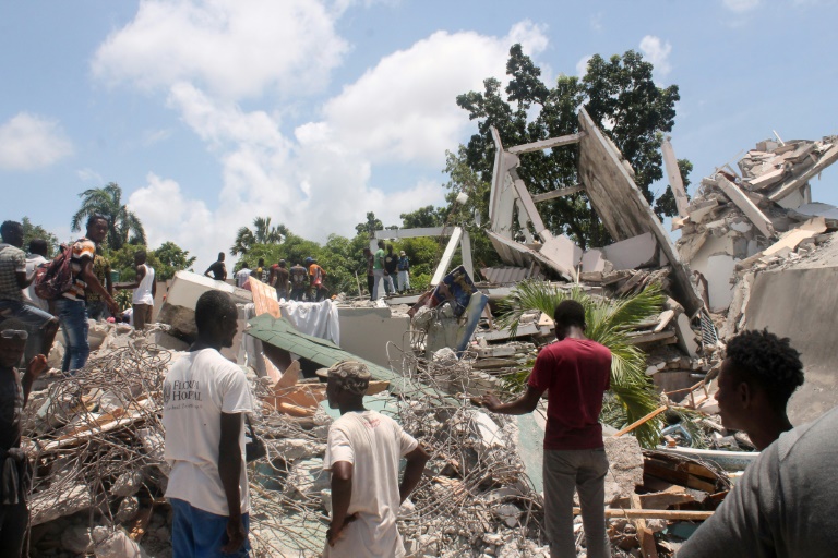 Death toll from Haiti’s earthquake now 724; PM Henry declares State of Emergency