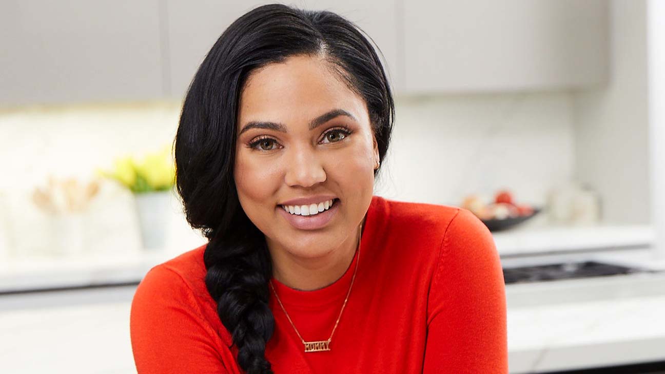 Ayesha Curry is trending after being name dropped on Drake’s CLB