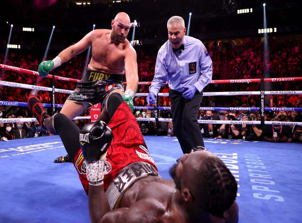 Tyson Fury knocks out Deontay Wilder to retain WBC heavyweight title