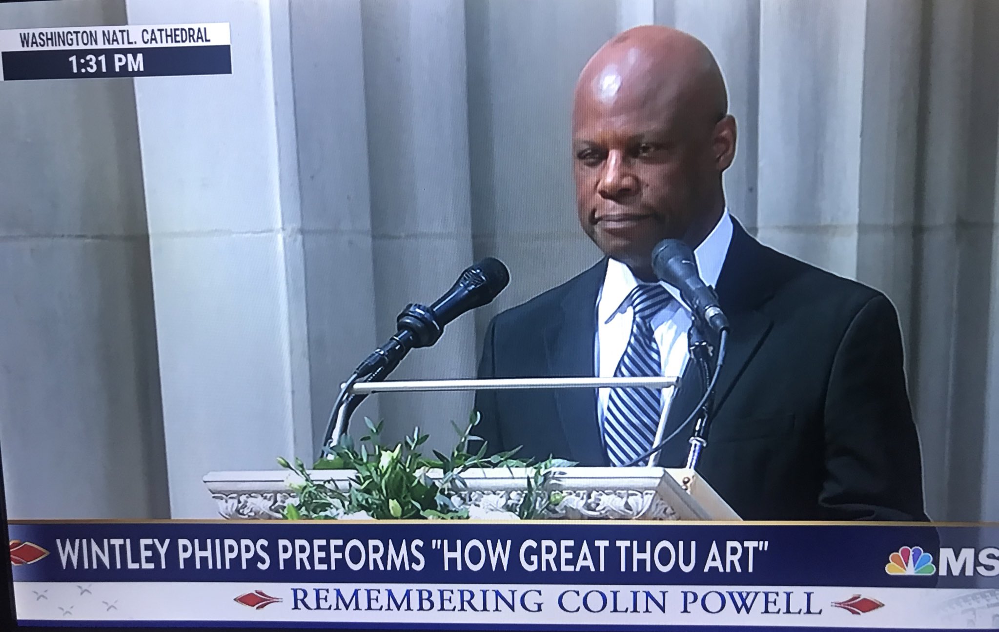 Trinidadian Wintley Phipps bring onlookers to tears while singing at Colin Powell‘s funeral