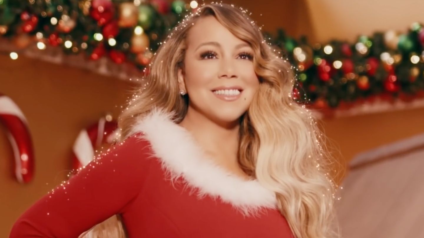 Mariah Carey’s “All I want for Christmas” #1 on Billboard Hot 100