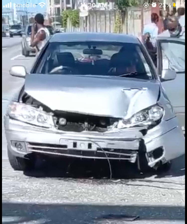 Health Minister involved in car accident by Sea Lots
