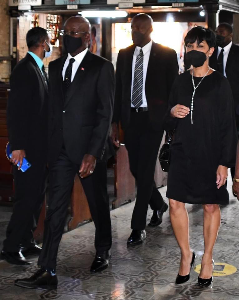 PM attends memorial service held for Desmond Tutu
