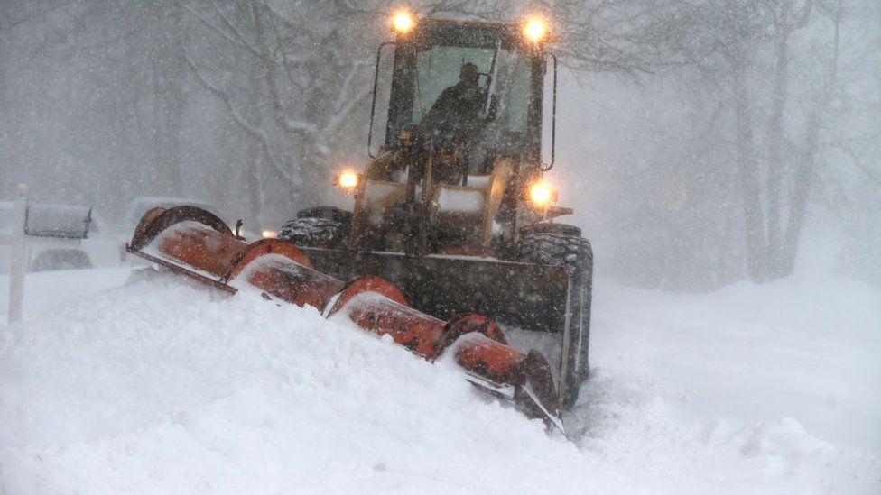 US East Coast blanketed by first major blizzard in 4 years