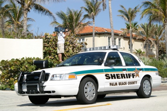 Florida police officer fired after ex-gf reveals nudes in uniform