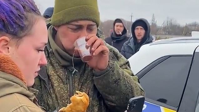 Russians troops killed after being fed food, poisoned by Ukraine civilians