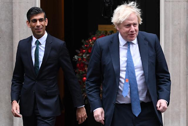 Boris Johnson and Rishi Sunak fined for breaching COVID lockdown measures
