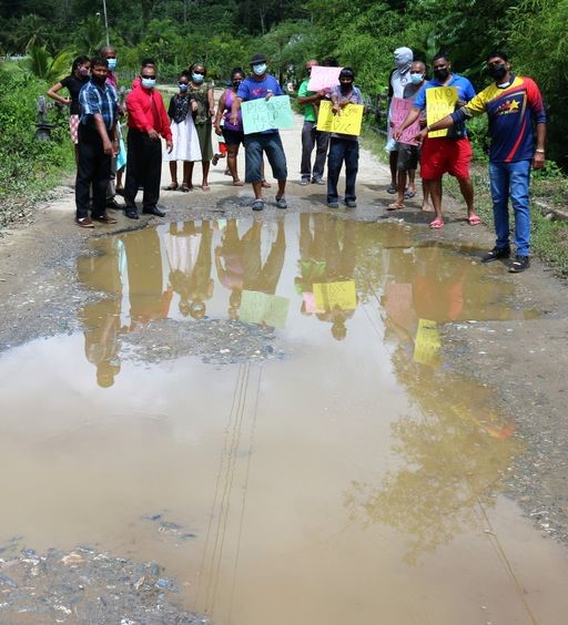 MOWT Commences Roadworks In Guaico Tamana
