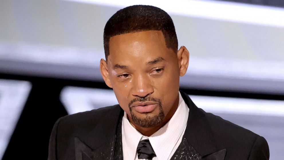 Will Smith resigns his membership from the Academy