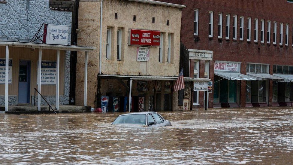 16 dead in flash floods in Kentucky