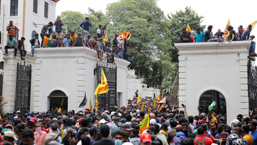 Sri Lanka’s PM offers to resign after protesters storm president’s house