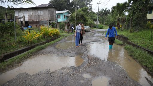 Barrackpore Residents Protest Over Bad Roads, Calls On Officals To Deliver On Promises