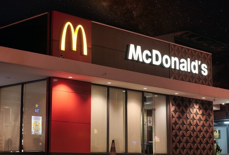 Fast Food Chain, Mcdonald’s, Plans To Reopen In Ukraine - IzzSo - News ...