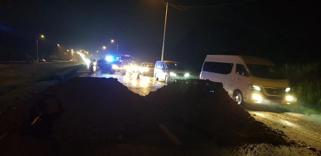 CoP McDonald Jacobs (Ag) says traffic gridlock eased following protests