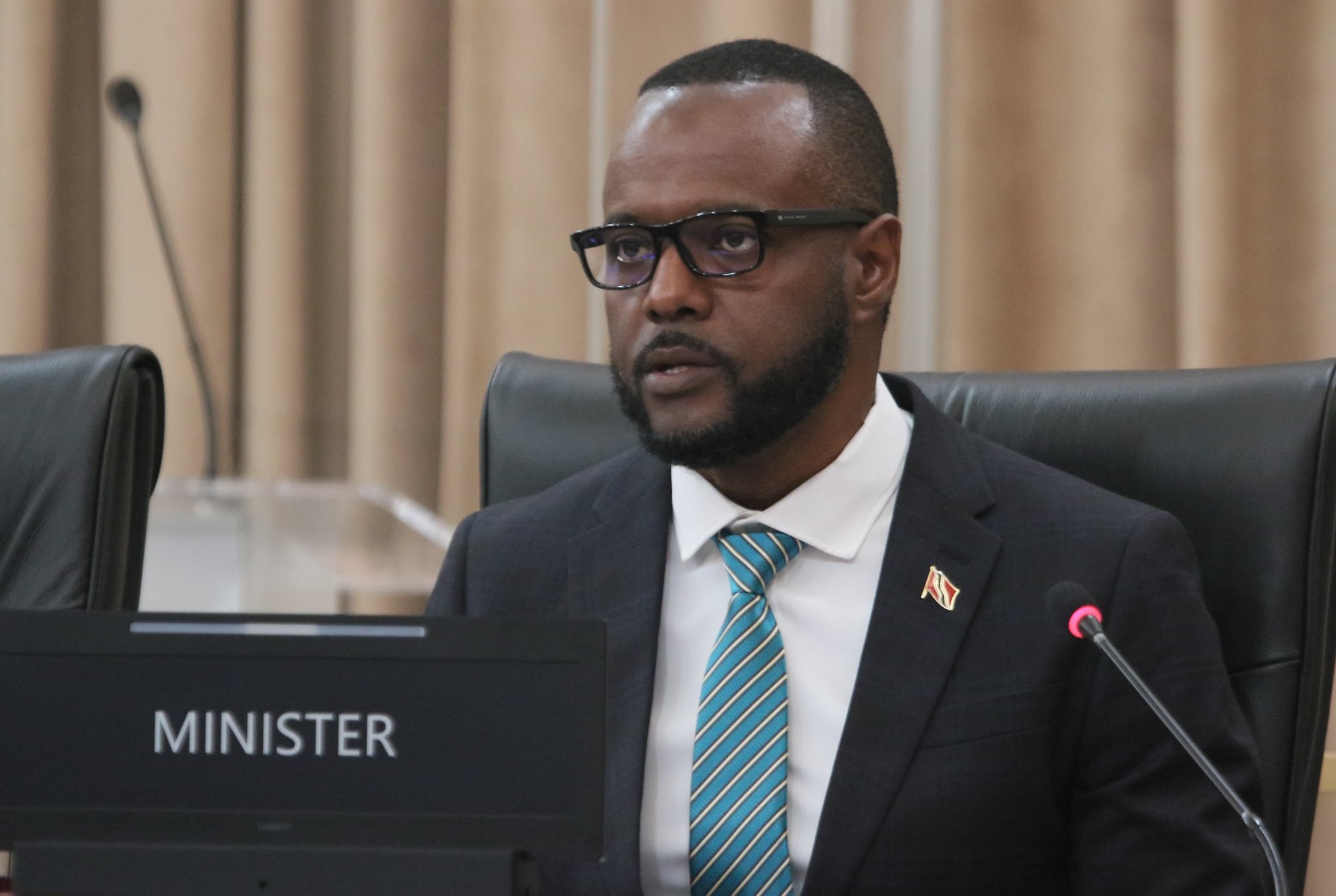 Public Utilities Minister says he doesn’t have the power to fire TSTT CEO