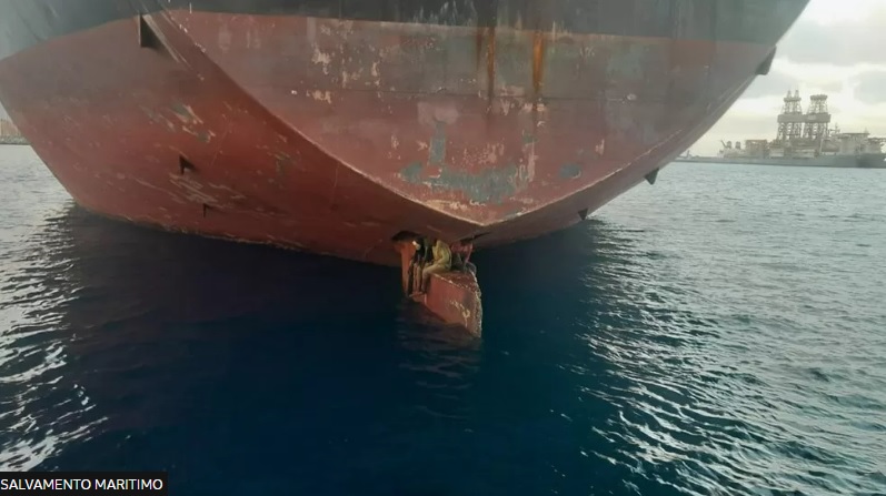 Three men stowaway on boat’s rudder fron Nigeria to Spain
