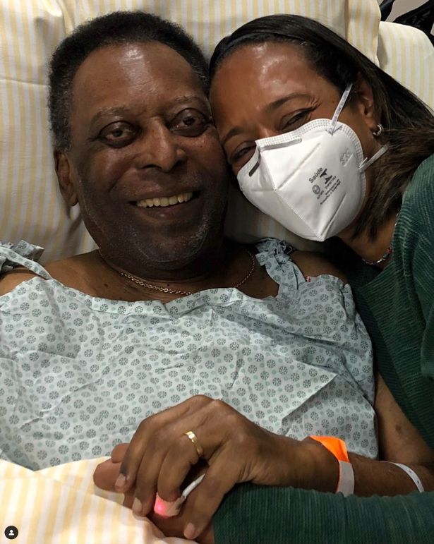 Pele’s family gathered at the hospital to be by his side