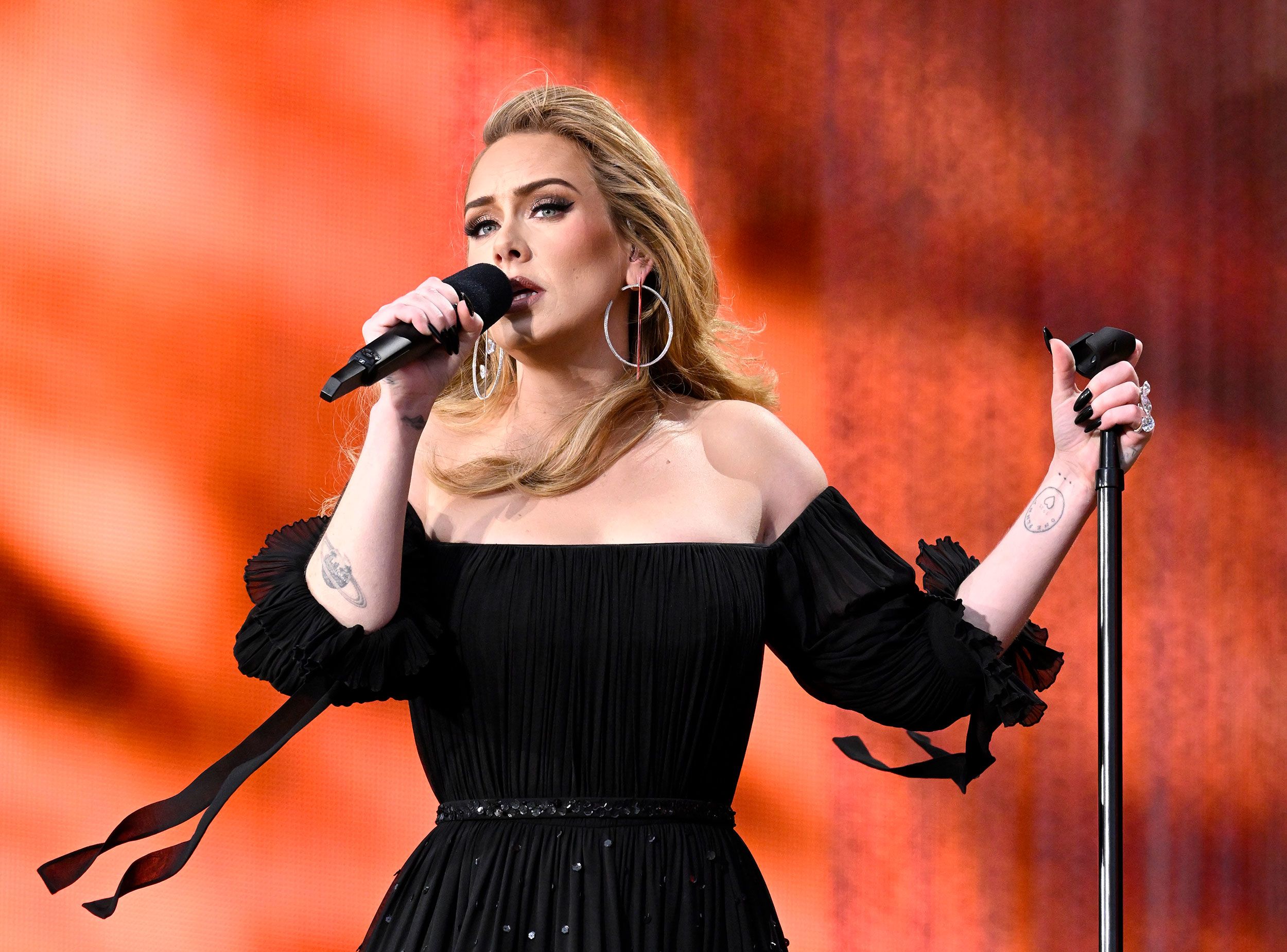 Adele reveals sciatica diagnosis after difficulty walking onto Las Vegas stage