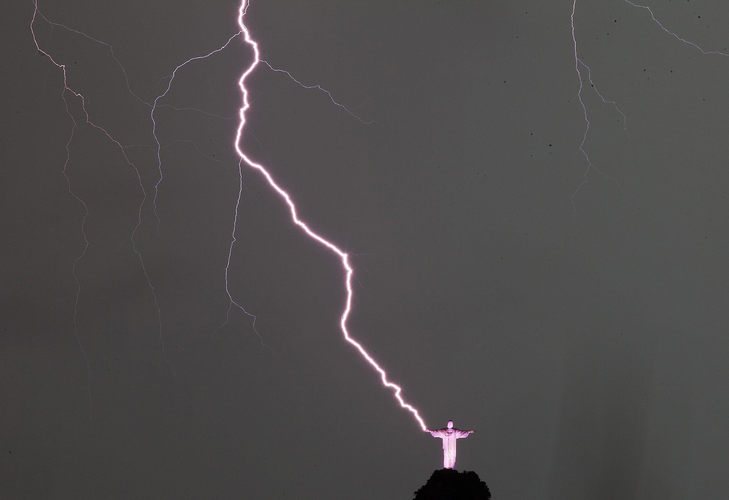 Lightning struck Christ the Redeemer statue in Brazil